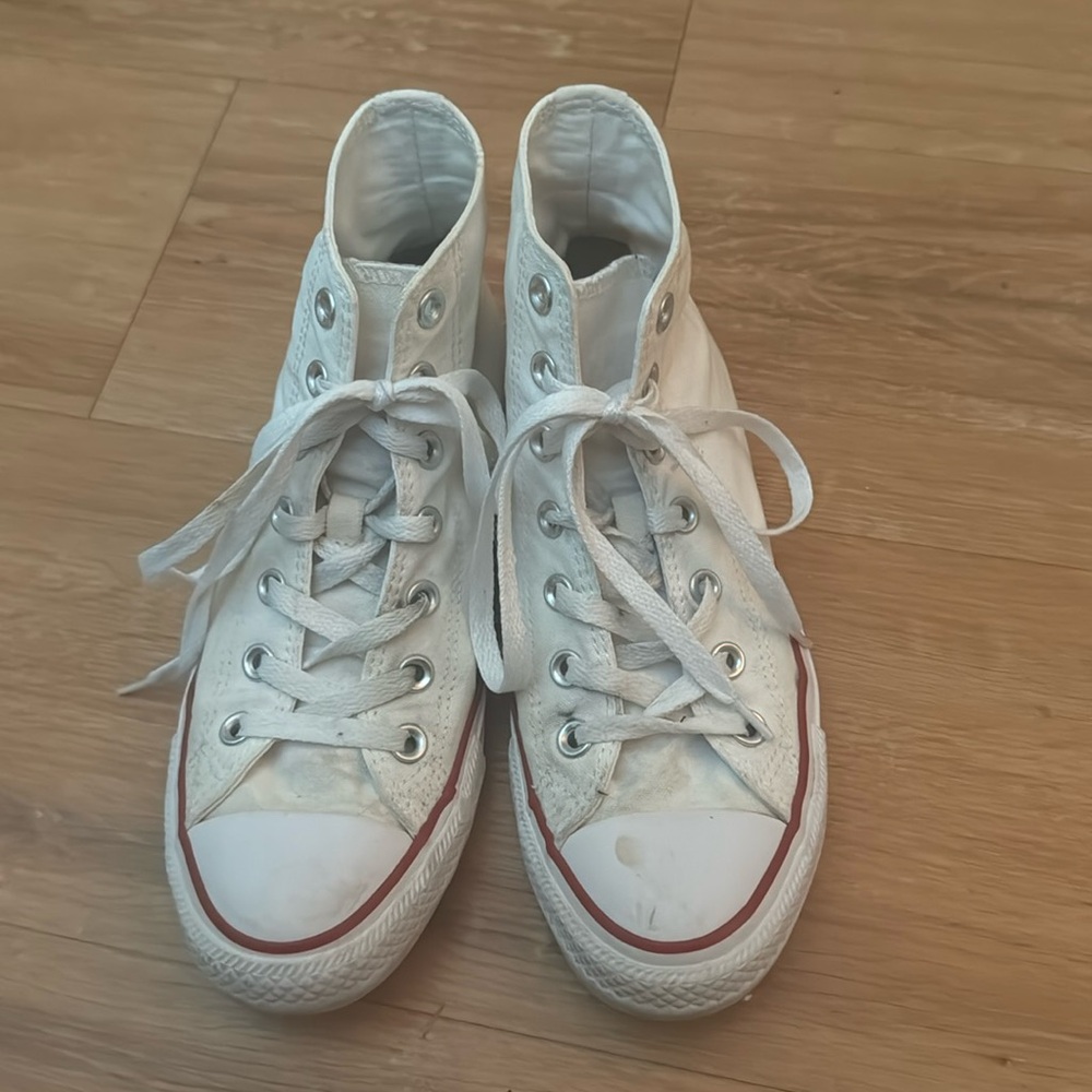 White converse